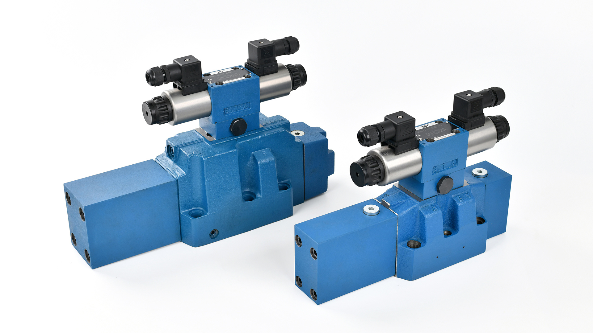 如何檢查比例換向閥的工作壓力是否正常?